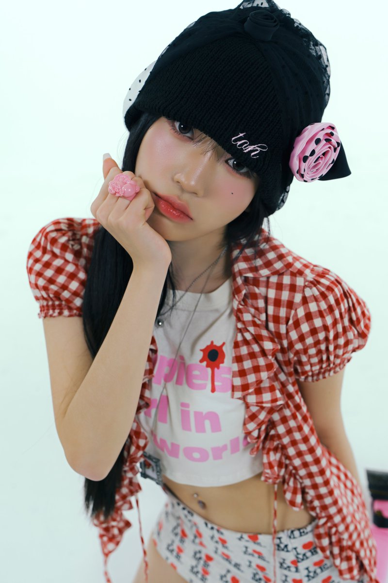 GwgeTDvbEAAWQrC?format=jpg&name=medium