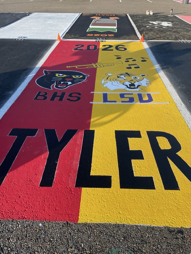 wbrpanthers's tweet image. Senior parking spots, started slow, starting to come around. β€οΈ the personal touches & quality π¨π¨π¨ππ π