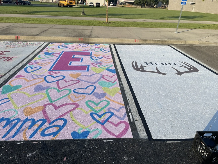 wbrpanthers's tweet image. Senior parking spots, started slow, starting to come around. β€οΈ the personal touches & quality π¨π¨π¨ππ π