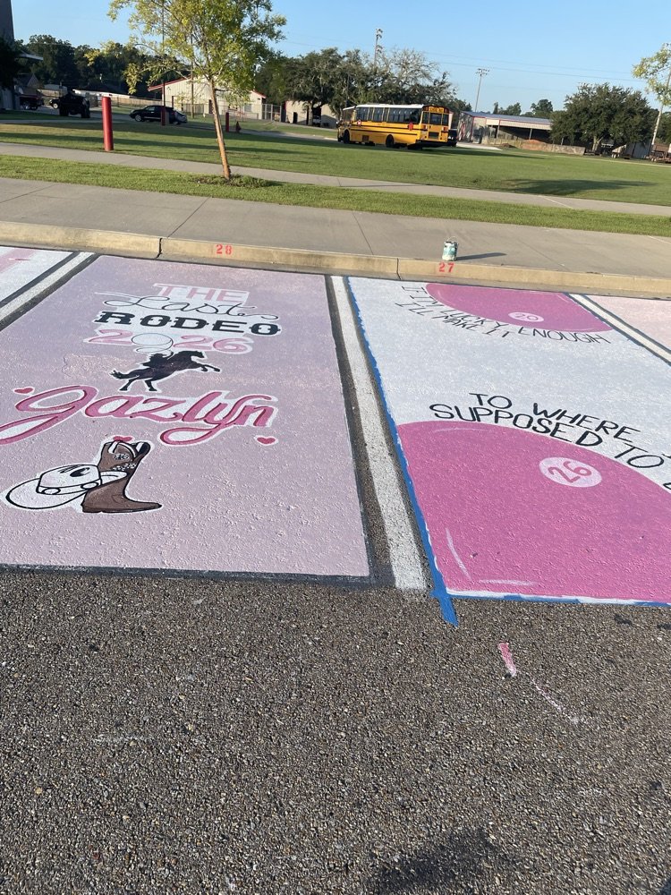 wbrpanthers's tweet image. Senior parking spots, started slow, starting to come around. β€οΈ the personal touches & quality π¨π¨π¨ππ π