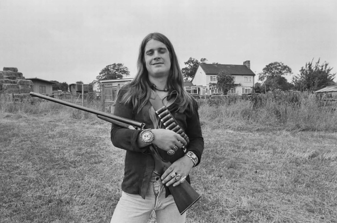 R_E_T_V_R_N's tweet image. RIP Ozzy.