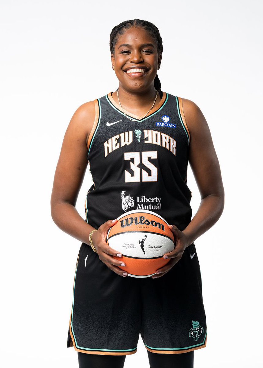 trendyhoopstars's tweet image. Jonquel Jones vs Indiana:
18 PTS
9 RBS
2 AST
5-13 FG
3-7 3P
5-5 FT
23 MIN
Sheβs back! πββοΈβ¨
