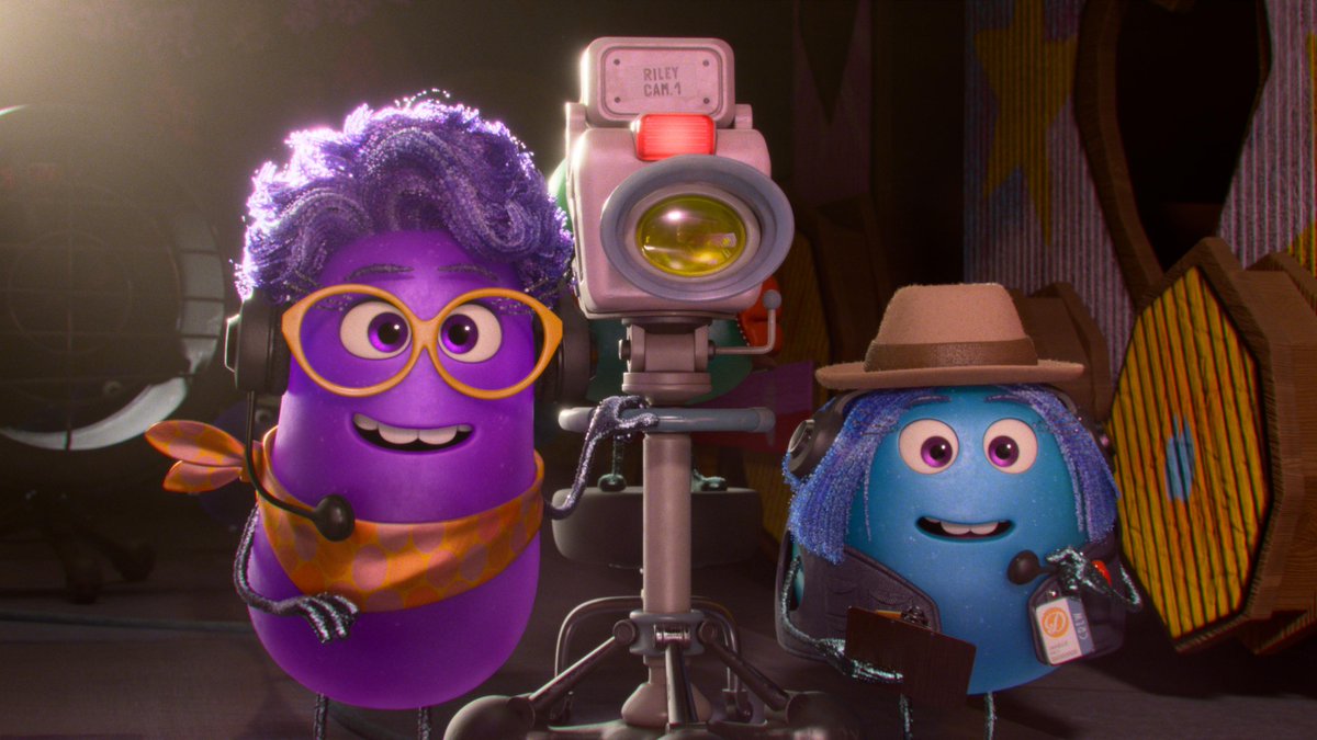 TheCartoonBase's tweet image. ‘Dream Productions’ will premiere on Disney Channel starting on August 4th.