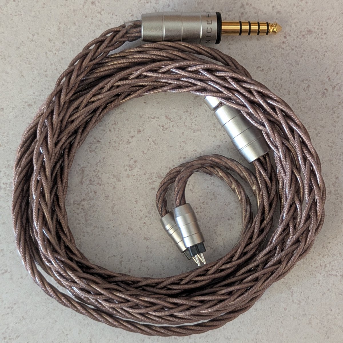 NICEHCK Engr.Comet とても良い製品だと感じています。AceCometとは