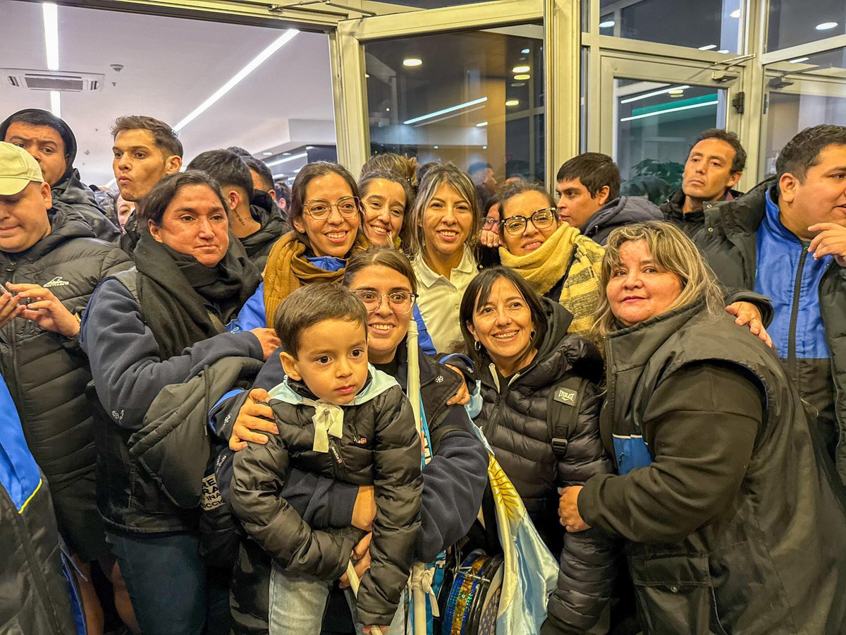 ✊🏽Está victoria tiene nombre, tiene historia y tiene futuro.

Felicitaciones a la lista Azul y Blanca, a nuestro Secretario General, al secretario adjunto, y a cada uno de los 20.300 compañeros y compañeras que ratificaron con su voto la dignidad de los trabajadores.👷🏻👷🏻‍♀️