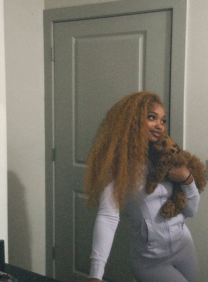 Drianarenae's tweet image. I love being a dog mommy