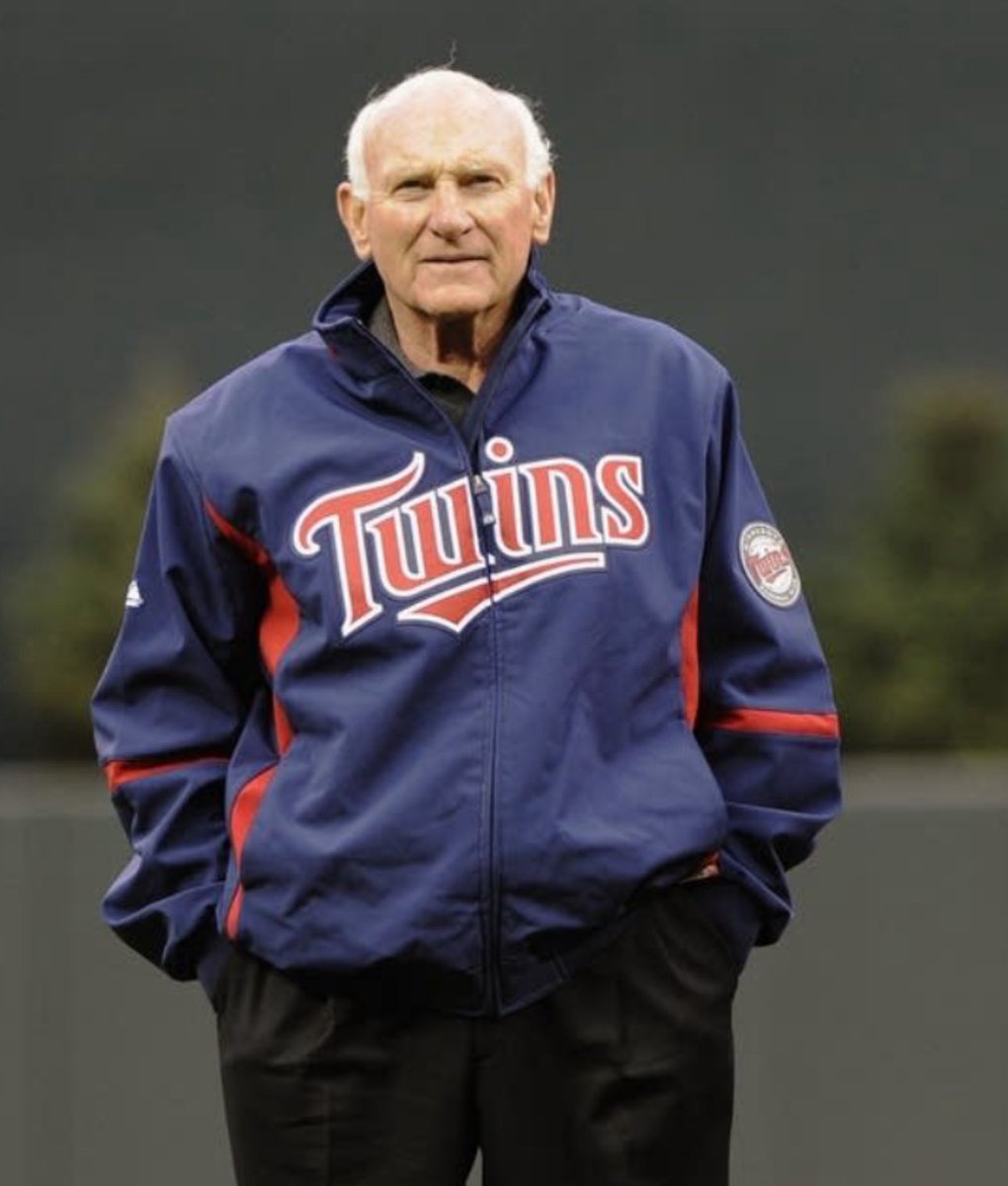 MNTwinsZealot's tweet image. Harmon Killebrew has the most HRs by a Twin at Dodger Stadium? Didn’t see that one coming…
