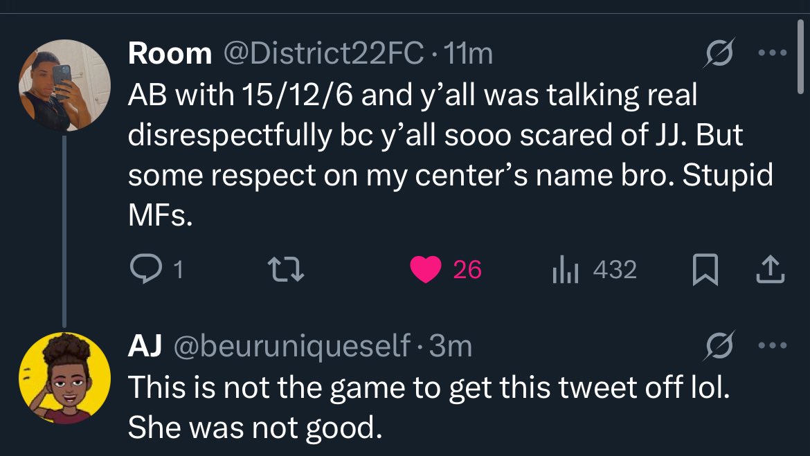 YeahItsAhNo's tweet image. Yes tf she was⦠she had to bang with all them bigs by herself and only got 1 freethrow⦠please understand that shit not easy! @beuruniqueself