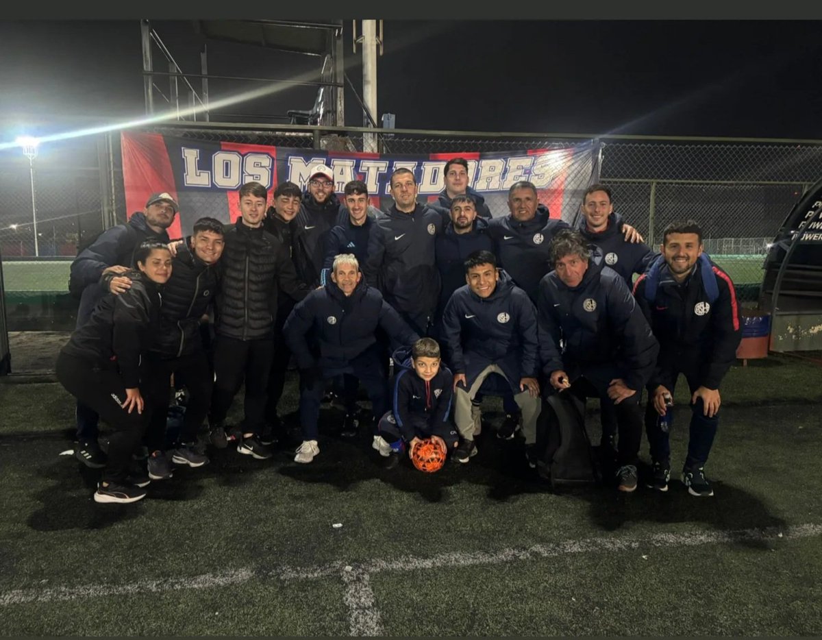 MarceloDiGre's tweet photo. San Lorenzo Cup/Mundialitos Promocionales 
2025 💪💙❤️⚽️🇦🇷🦅
50 instituciones 750 Familias por dia
100 equipos 1500 Familias en 2 dias.
Hay Equipo de trabajo!!!

#Dedicacion #Profesionalismo #Compromiso
#ValoresHumanos #Peretencia #Futbol
#SanLorenzo #Argentina. https://t.co/4dBEw8QfUr