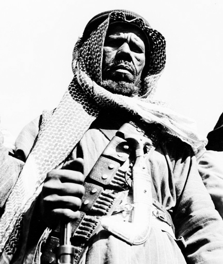 Qhta10ni's tweet image. في عيوننا فزعة وفي قلوبنا شاش
         وخوينا عليه ربي وامانه