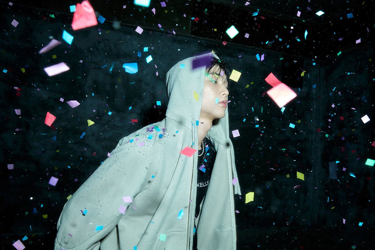 XngHan_official's tweet image. 승한(XngHan), 수록곡 ‘Heavenly Blue’ 작사 참여 &amp;amp; 안무 제작!
7월 24일 0시 인트로 비디오 공개, 청량 트렌디 모멘트 선사

m.entertain.naver.com/home/article/4…

#XngHan_Xoul #WasteNoTime