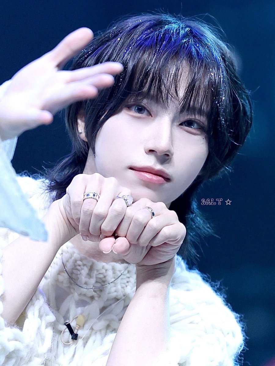 bingjjun's tweet image. hiiii 
i’m looking for #BOYS2PLANET #b2p oomfs ⋆˚࿔

ᢉ𐭩 top pick is xie binghua but i do have my lineup set pic down below 🙂‍↕️
— leen she her 19

♡ / ↻ to be moots