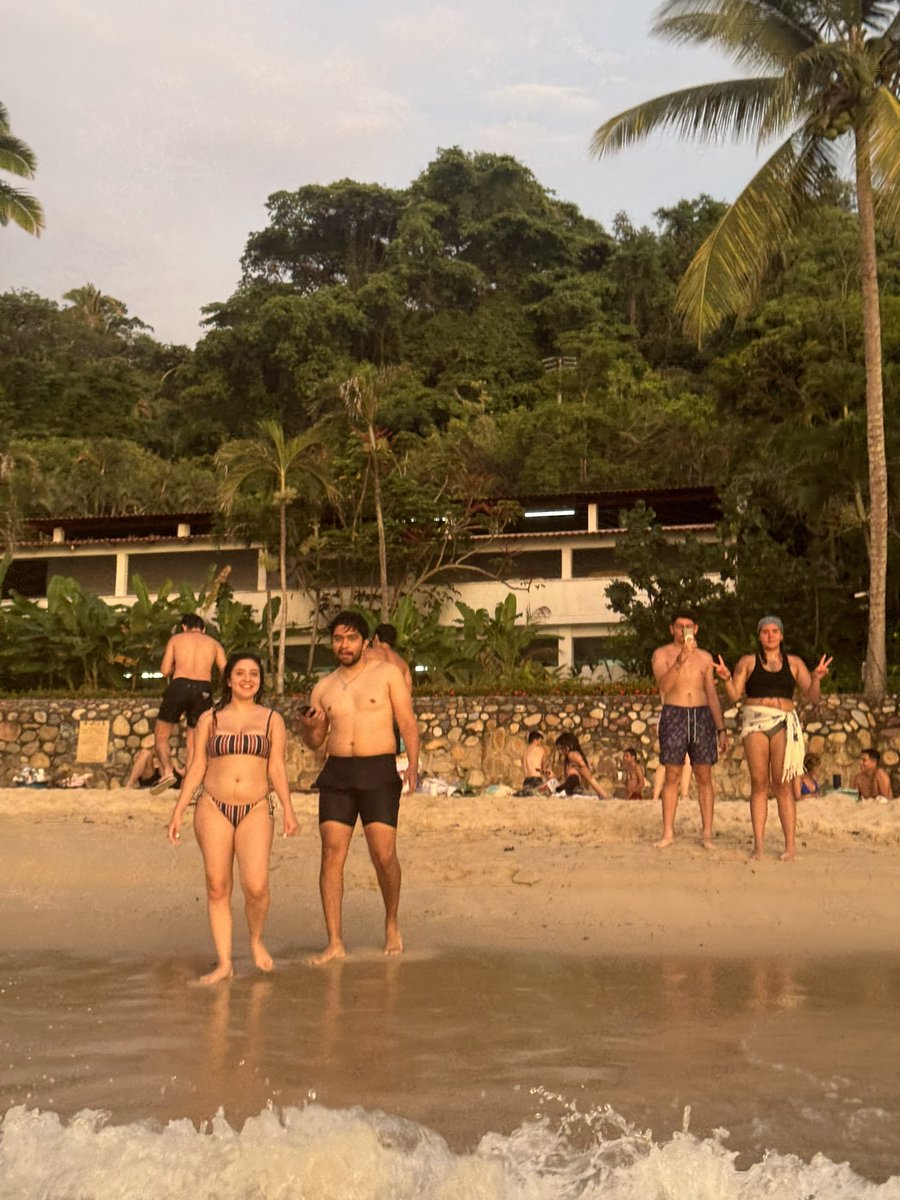 la playita con amigos :))