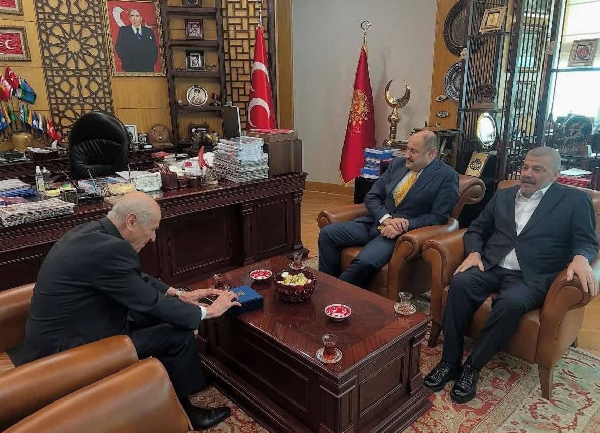 Şanlıurfa Büyükşehir Belediye Başkanı Mehmet Kasım Gülpınar,  Liderimiz Sayın   #DevletBahçeli’yi makamında ziyaret etti.