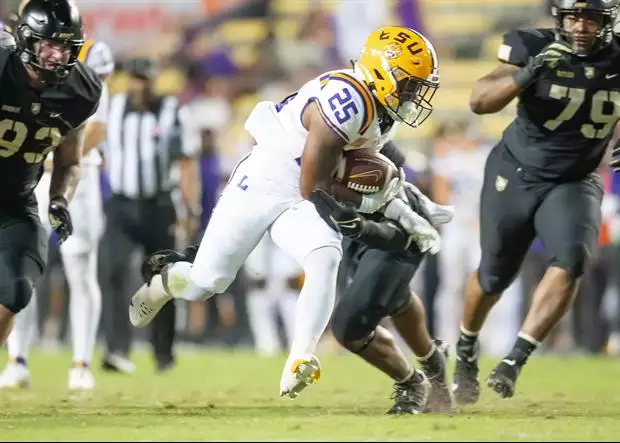 TigerDroppings's tweet image. #LSU suspended running back Trey Holly has enrolled at Southern:
tigerdroppings.com/lsu-football/l…