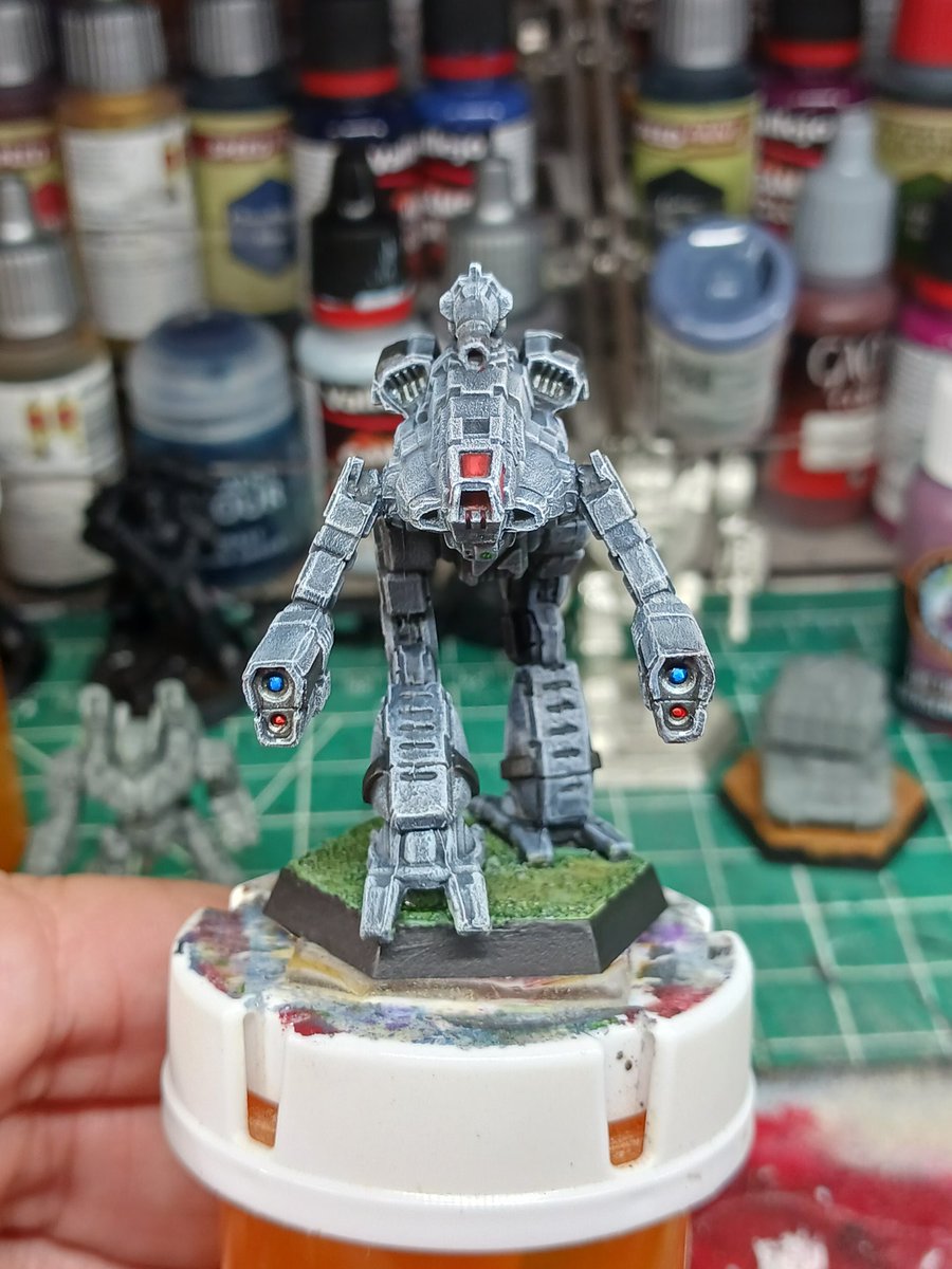 TheHappyHereti1's tweet image. The Genyosha Marauder is done and dusted. Really pleased with how this very simple scheme turned out. Got 3 more mechs to do just like this one.
#Battletech #paintingminis #paintingminiatures #Wargaming
