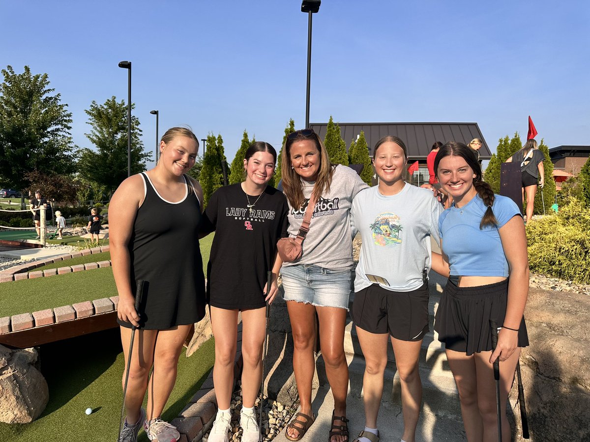 VisionGold18U (@visionarkansas) on Twitter photo A little fun at Birdies tonight during some down time! Love this group!!! <a href="/FastpitchVision/">Vision Fastpitch</a> A little fun at Birdies tonight during some down time! Love this group!!! <a href="/FastpitchVision/">Vision Fastpitch</a>