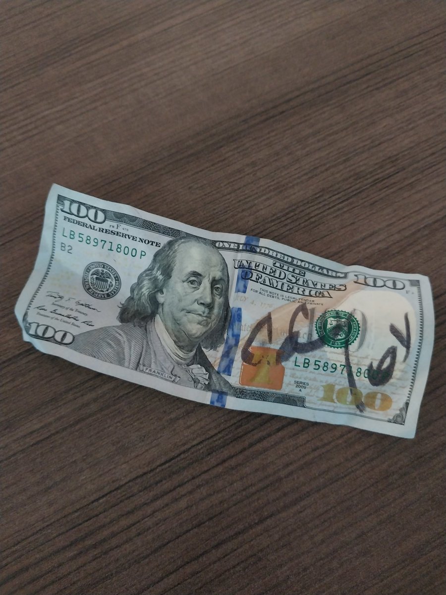 Desert_Hustle's tweet image. Does anyone want to buy this benjamin from me?
Grant Cardone autographed it.
Only $1000!
Need to #10x my money π°