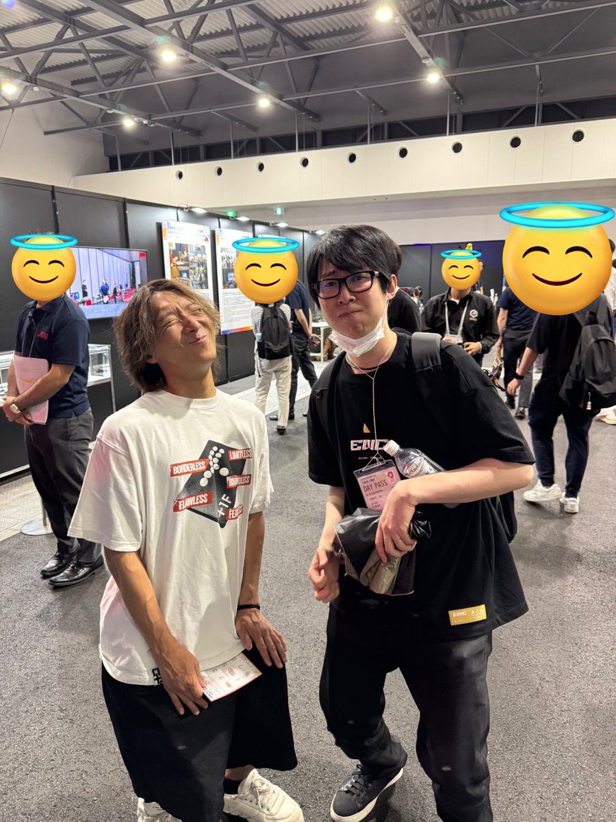maneater_dgr's tweet image. 初万博。
岸田&quot;サウジ王&quot;剛一さんとお話しできて光栄です。