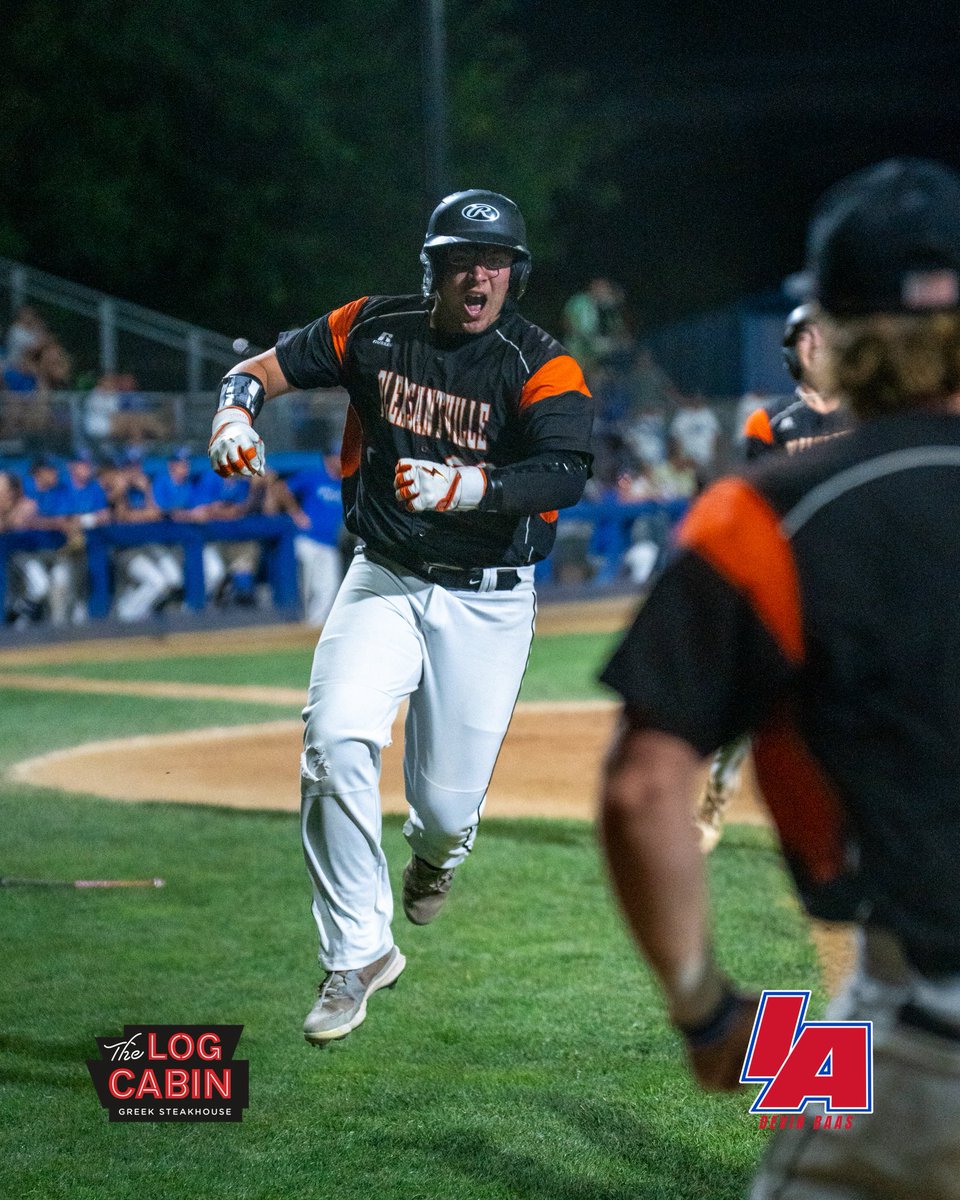 iabaseball1's tweet image. END 6 (Carroll📍)
West Lyon - 3
Pleasantville - 5
Pleasantville capitalizes on a throwing error that rolled DEEP into foul territory! A sac-fly adds another as we head to the final frame!🫨
Powered by Log Cabin Steakhouse🥩
#IAbaseball X #iahsbsb