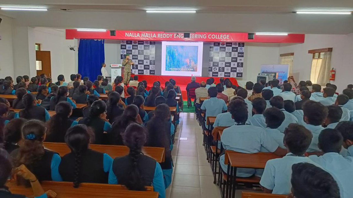 IaSouthern's tweet image. #OperationSindoor: A Testament to Unmatched Valour & Courage !
As part of the nationwide outreach campaign under #OperationSindoor, officers from Telangana & Andhra Sub Area (TASA) visited schools and colleges in #Telangana and #AndhraPradeah . They presented verified accounts…
