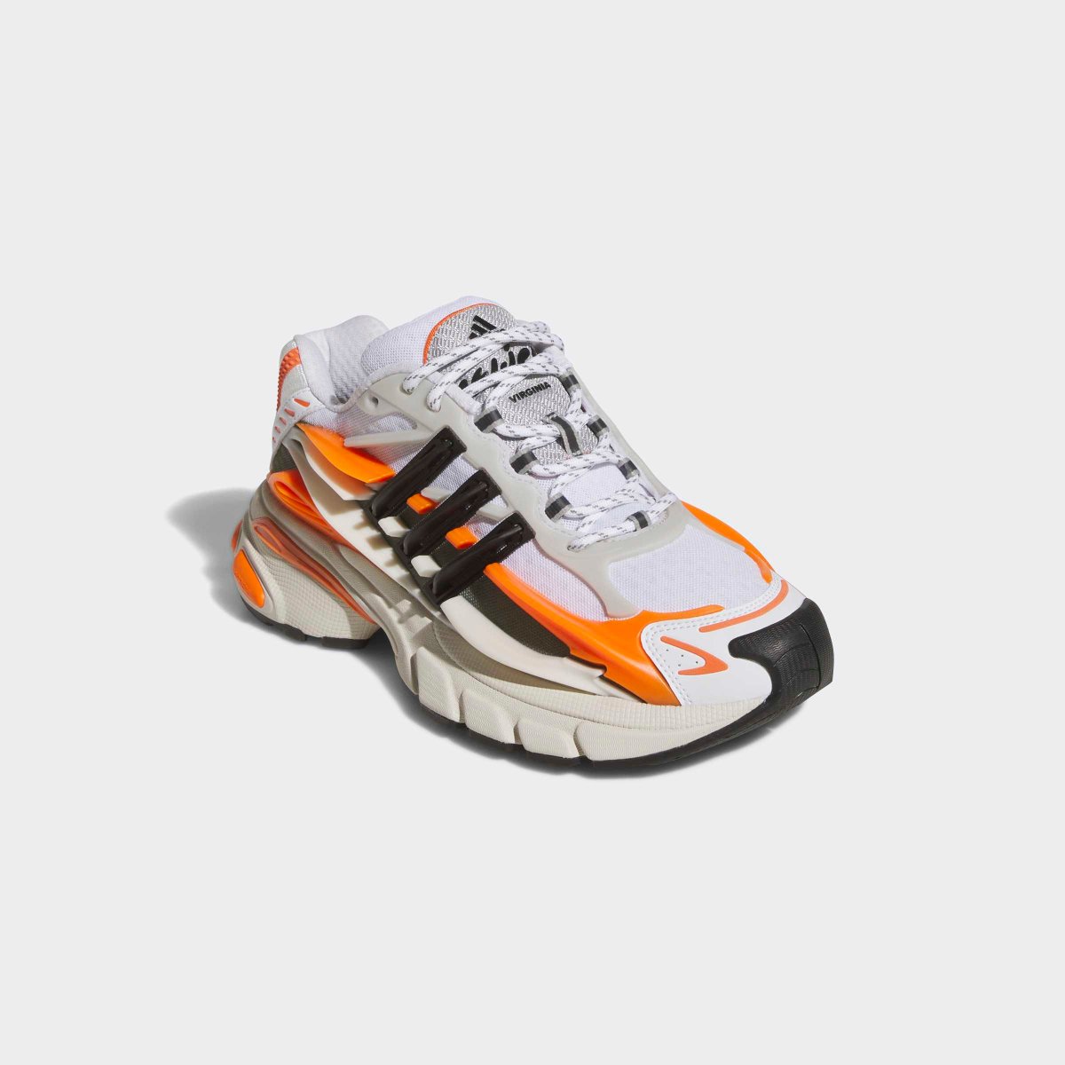 KicksFinder's tweet image. OFFICIAL IMAGES: Pharrell Williams x adidas Adistar Jellyfish "Focus Olive/Orange" 🪼
🗓️ August 15th, 2025
📝 JP9261 (MENS)
💰 $300 USD
💵COP OR 🚮DROP?