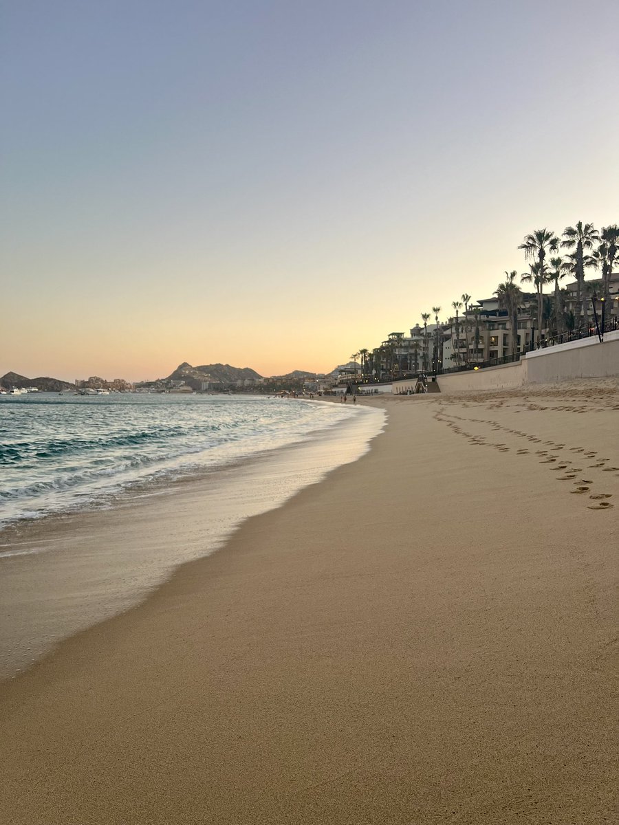 #beach #walk in #sunset 

#LosCabos #ロスカボス #ビーチ #ウォーク