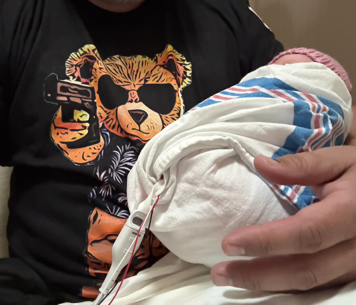 GenXHeartDad71's tweet image. Snuggling Lil Miss in the NICU repping Creasy Bear. ❤️🩹
@noCinErik
@smcroasters