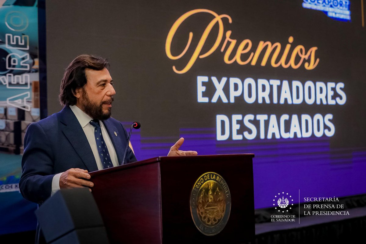 Secretaría de Prensa de la Presidencia (@secprensasv) on Twitter photo <a href="/SComercioSV/">Secretaría de Comercio e Inversiones</a> <a href="/nayibbukele/">Nayib Bukele</a> <a href="/fulloa51/">Félix Ulloa</a> #ExportadoresDestacados | “Para ello el sector privado es fundamental. Estamos trabajando para fortalecer la conectividad y poder proporcionar una infraestructura que permita agilizar el comercio”: vicepresidente de la República, Félix Ulloa (<a href="/fulloa51/">Félix Ulloa</a>). #SecretaríaDePrensa <a href="/SComercioSV/">Secretaría de Comercio e Inversiones</a> <a href="/nayibbukele/">Nayib Bukele</a> <a href="/fulloa51/">Félix Ulloa</a> #ExportadoresDestacados | “Para ello el sector privado es fundamental. Estamos trabajando para fortalecer la conectividad y poder proporcionar una infraestructura que permita agilizar el comercio”: vicepresidente de la República, Félix Ulloa (<a href="/fulloa51/">Félix Ulloa</a>). #SecretaríaDePrensa