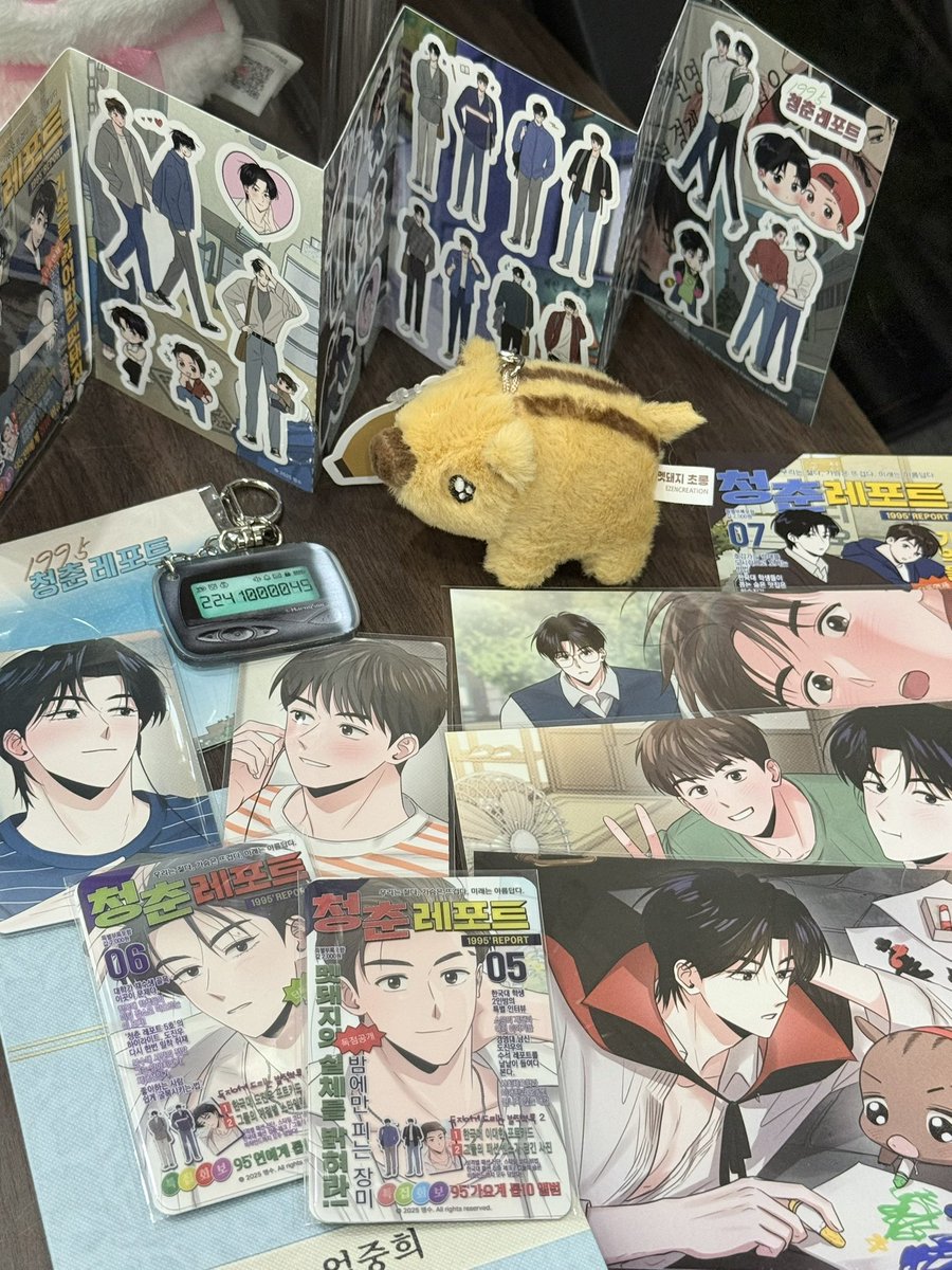 HYYY000's tweet photo. 👑and🐽love story( *｀ω´) #1995청춘레포트 https://t.co/8TNulFTNqU