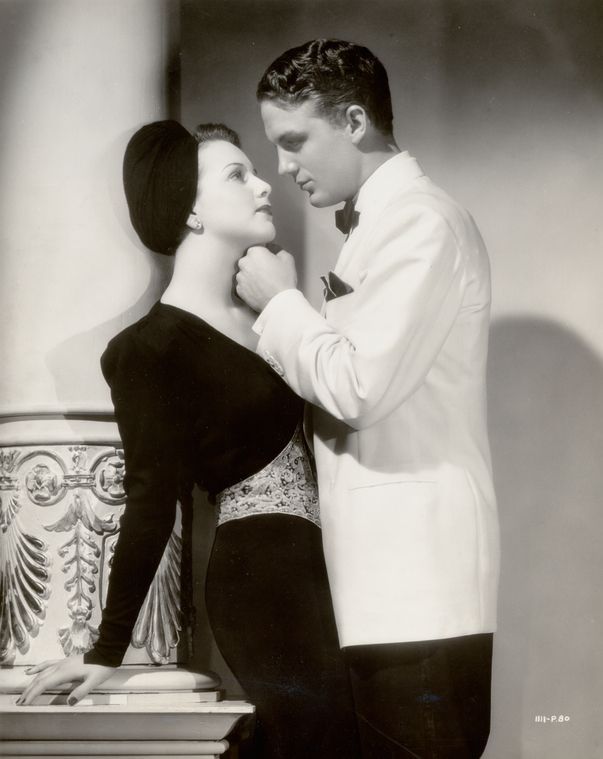 CitizenScreen's tweet image. Deanna Durbin and Robert Stack in NICE GIRL? (William A. Seiter, 1941)
