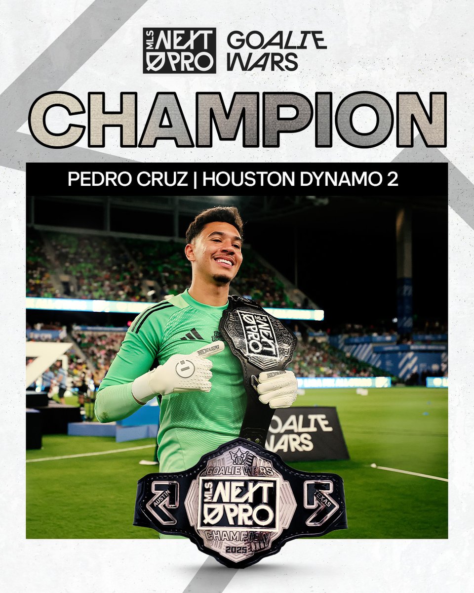 MLSNEXTPRO's tweet image. The belt is coming to H-Town 🤠
@houstondynamo2's Pedro Cruz is your 2025 MLS NEXT Pro Goalie Wars Champion!