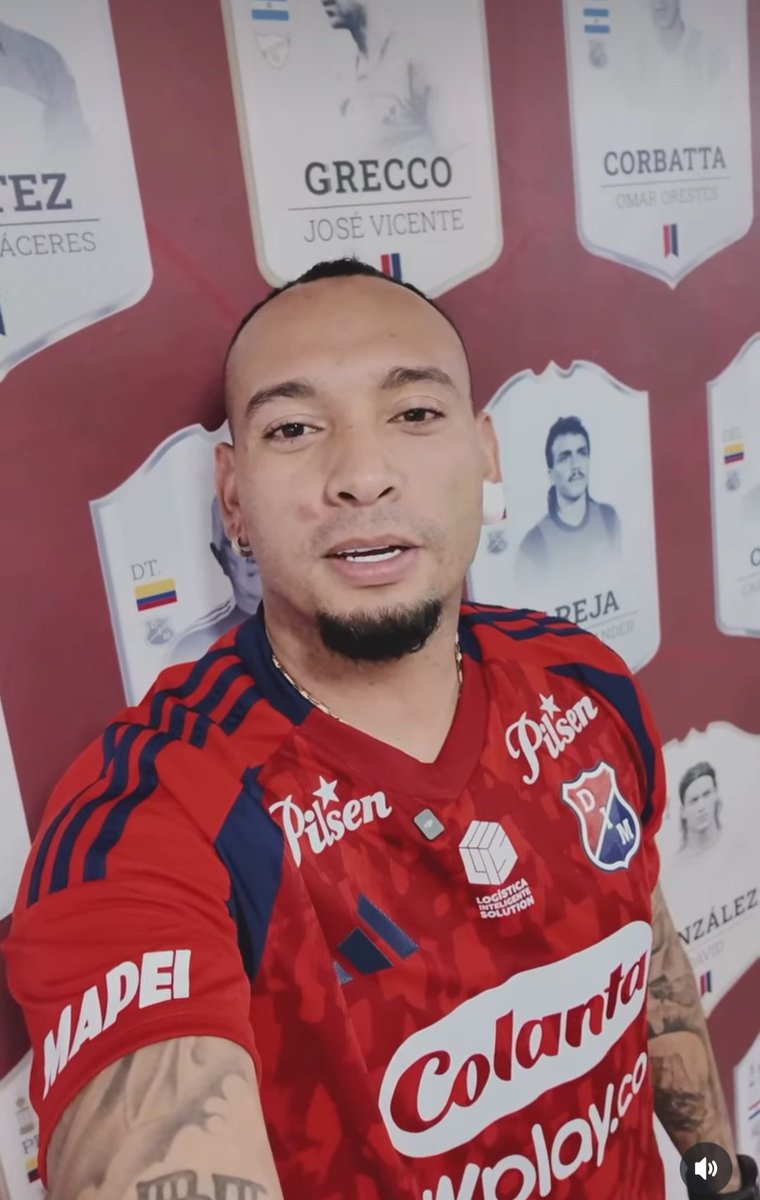 valenciamontoy2's tweet image. Jarlan Barrera es nuevo jugador del @DIM_Oficial. 🎤🎤🎤🎤🎧🎧🎧🎧⚽⚽⚽⚽⚽
#Dim
@Alternativa985