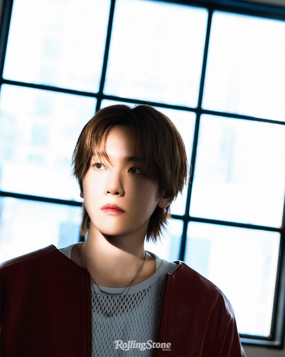 byunversemx's tweet image. 📰 Ya se reveló una parte de la historia de la portada de #BAEKHYUN para @rollingstonekor "BAEKHYUN's PURSUIT of HAPPINESS"
🔗 bit.ly/412N3L6
#백현 @BAEKHYUN_INB100