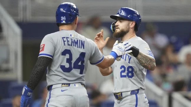 SleeperRoyals's tweet image. Tonight was a head scratcher🤦♂️
Time is slipping away from this team… #FountainsUp