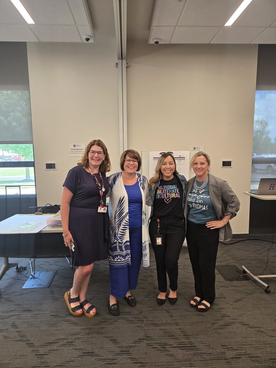 MrsJimenez03's tweet image. Fortunate to work in a school district that values Dual Language programming. I highly recommend this amazing Admin Academy: Effective Leadership in a Dual Language District: Sucess for all! @GrupoAdelante #WeareASD4