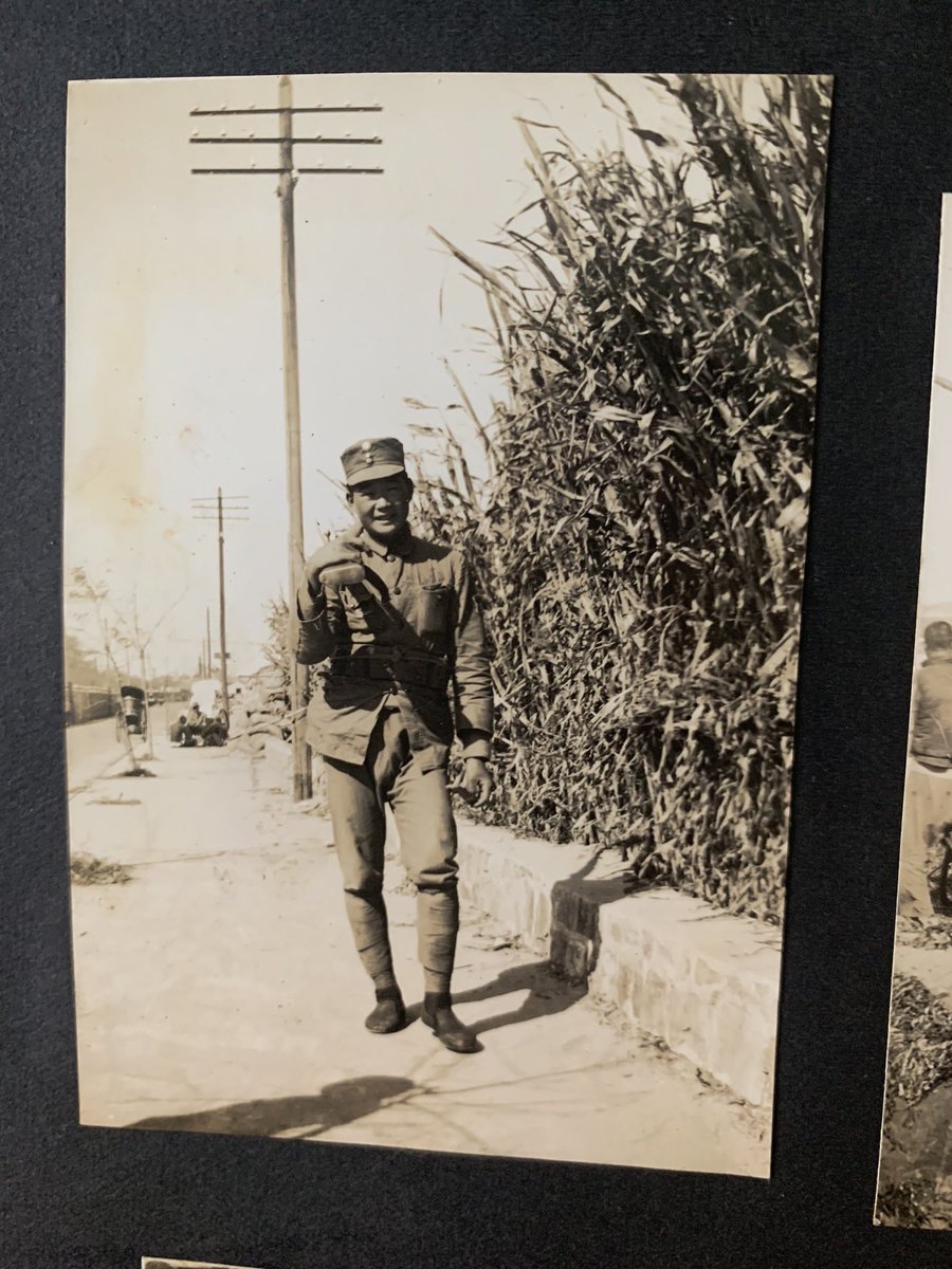 fella6h's tweet image. My great grandfather was a western officer in Shanghai in 1936, and stayed closer to the front than he should’ve because he was a WW1 veteran.
From his personal photo album, and they make me sad because these are probably the last photos taken of these Chinese soldiers