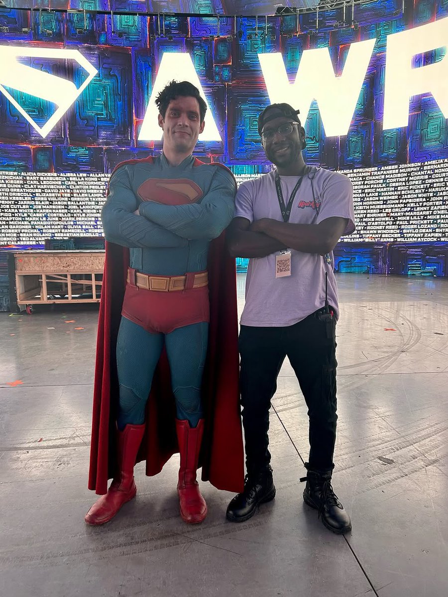 DCUPRIMETV's tweet image. New behind-the-scenes photos from when James Gunn’s ‘SUPERMAN’ wrapped filming.
(Via Dubbski | IG)