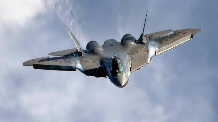 k_gauravs's tweet photo. 🇮🇳 BIG BOOST for IAF?
Reports claim India has sealed the deal for:
🛩️ 42 SU-57 (5th Gen Stealth Jets)
🛩️ 50 SU-35 (Super Flankers)
Two BEASTS joining the fleet soon! 💥
#IAF #Sukhoi #DefenseDeals #MakeIndiaStronger https://t.co/WtBzHCOTcS