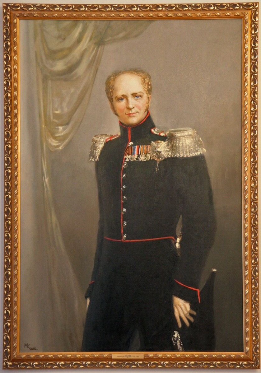 Goosetified890's tweet image. He’s looking at us like “Oh honey you wear the wrong uniform!!” but in an insulting way
