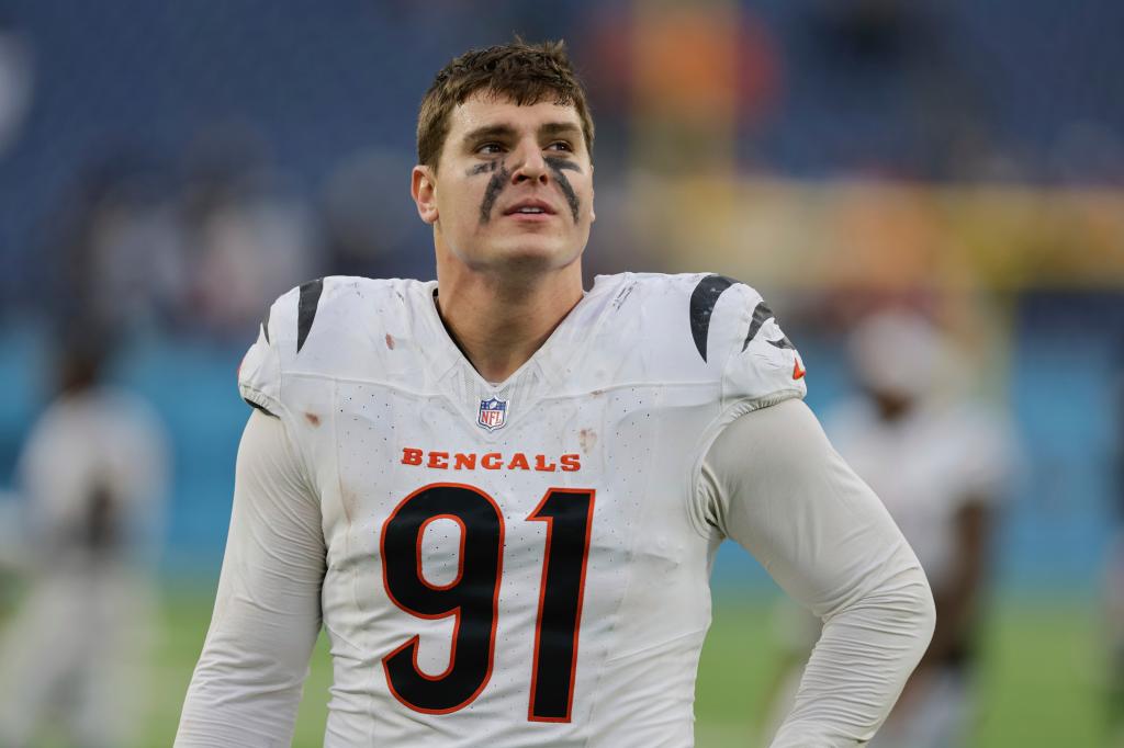 nypostsports's tweet image. Trey Hendrickson explains his holdout as Bengals drama deepens trib.al/Kyek7S1