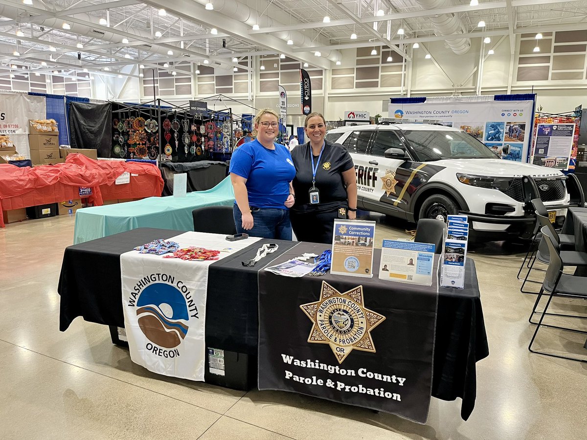 WashcoOregon's tweet photo. 🎡 The annual Washington County Fair is in full swing, July 18-27! Don’t forget to stop by our info booth and say hello to some of the teams representing different parts of Washington County 👋#OneWashingtonCounty #BigFairFun #WashCoOregon https://t.co/GEbtwGJXF3