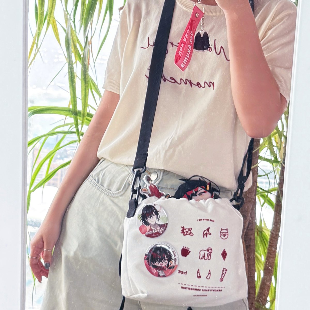OU_EN_CAFE's tweet image. \ Luxiem 睡衣派對 –現正預約中– /

Vox 隨行週邊，實用登場！
各種 OOTD 都可以駕馭的肩背包，
推活打卡也不怕錯過鏡頭前的手機吊飾，
每個細節都是為了「可以日常使用」而設計～

✨適合喜歡低調又有型的你✨
這次週邊絕對是實用派的首選！

✧ 活動期間：
【台北店】2025/8/15 ～ 9/30…