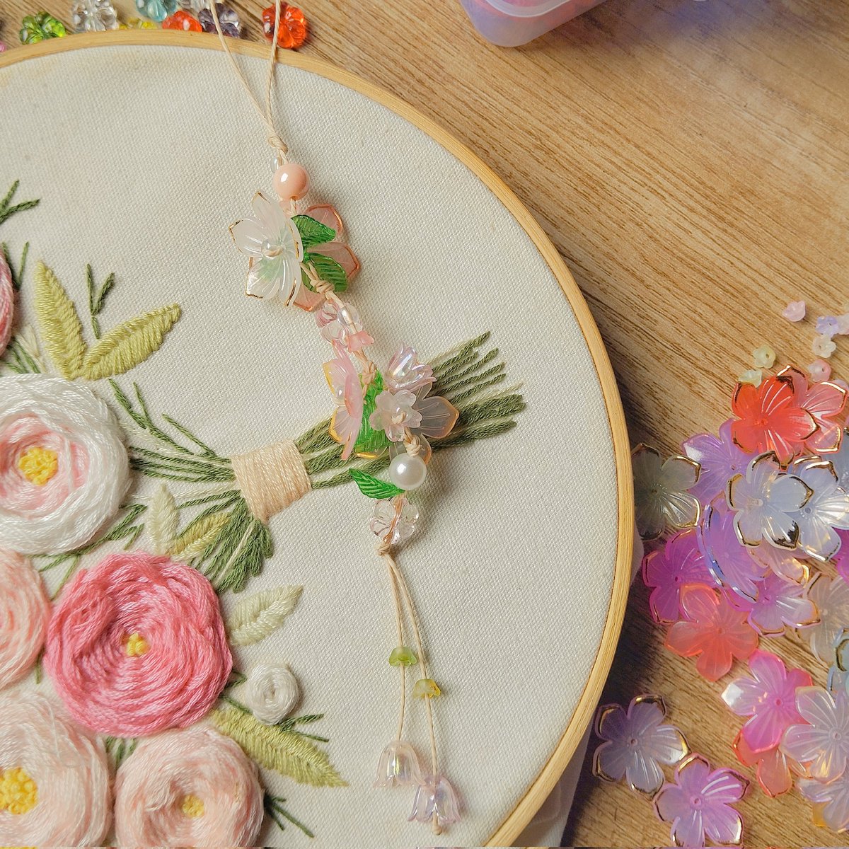 mai ☀️ hiatus tweet media