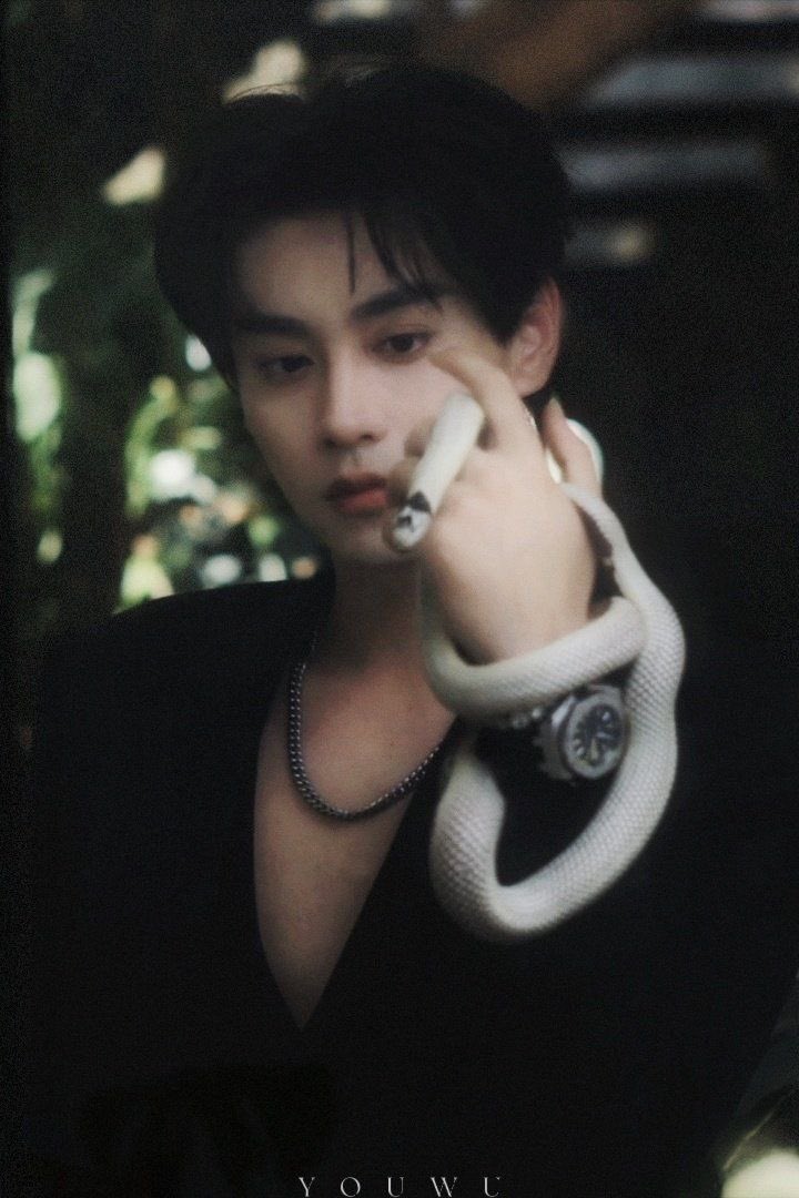 RampaArt924's tweet image. ตอนแรกไม่เข้าใจว่าเลี้ยงงูมันเท่ยังไง พอมาดูเรื่องนี้เท่านั้นแหละ
ออหอเท่เป็นบ้าเลยเกอเกอ😭🫶🏻
#RevengedLove