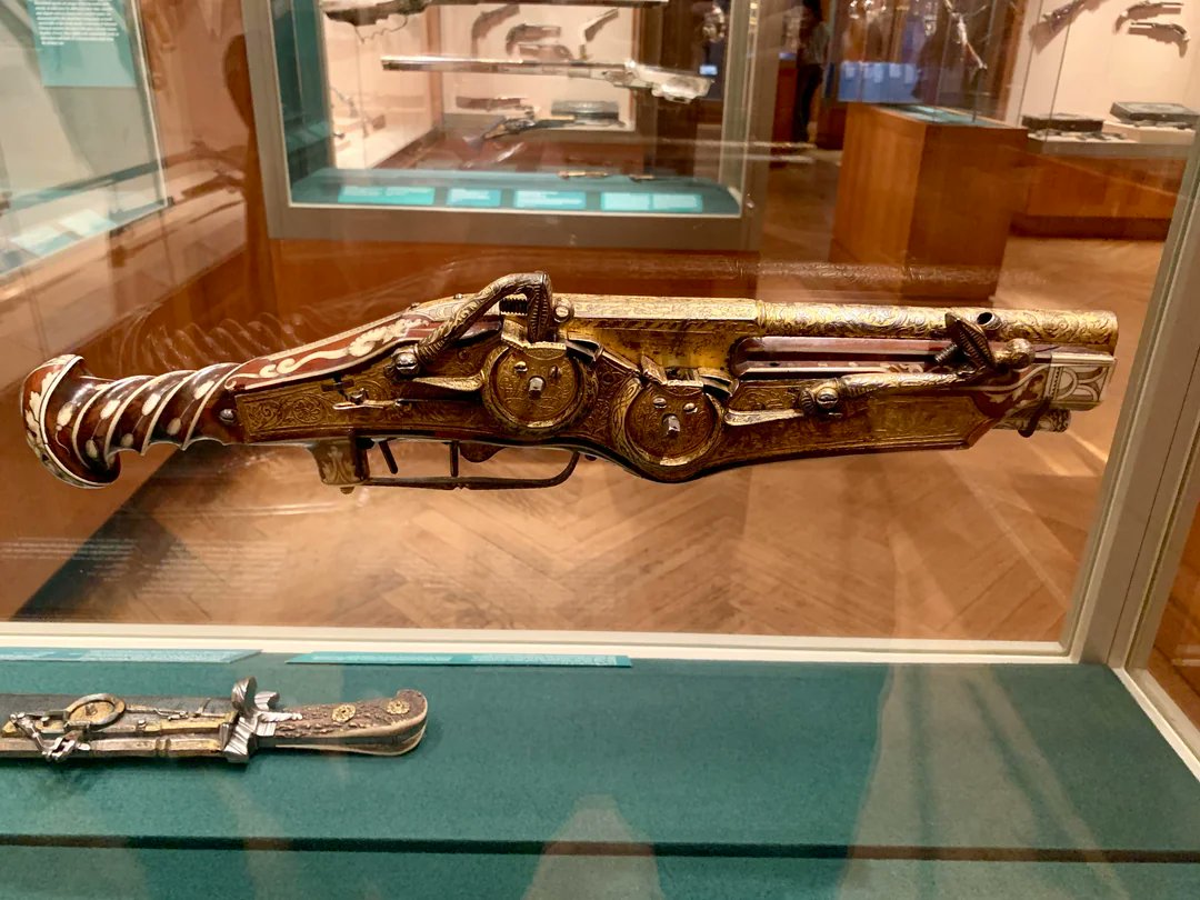 DocStrangelove2's tweet image. A Double Barrel Wheellock Pistol made for Emperor Charles V in 1540