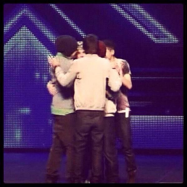 icaruzjm_'s tweet photo. now and forever.
#15YearsOfOneDirection https://t.co/TYQLTGto5N