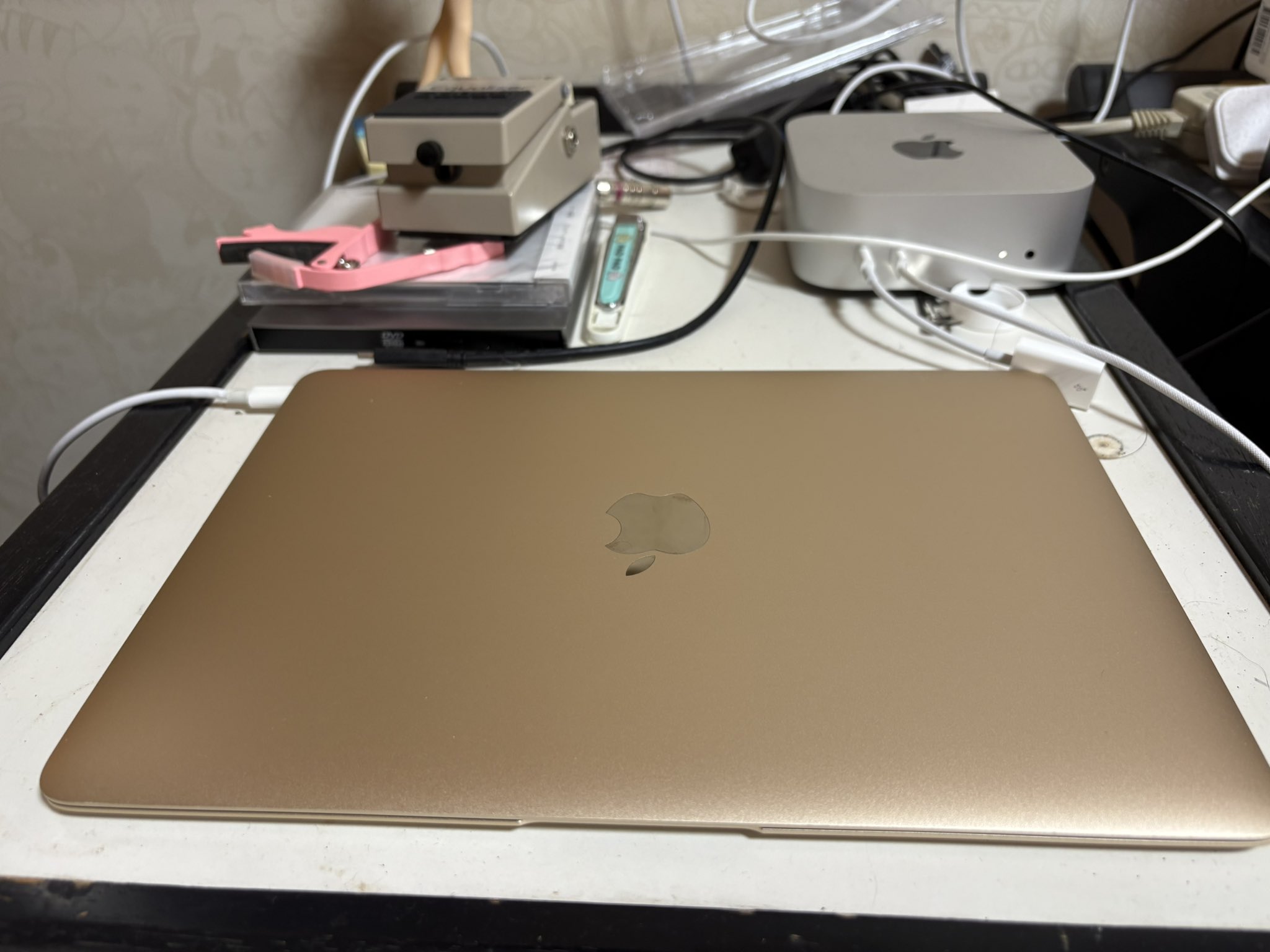 【美品】MacBook Air ＋10万円弱分ソフトFinalCutProなど 美品】MacBook Air ＋10弱分ソフトFinalCutProなど