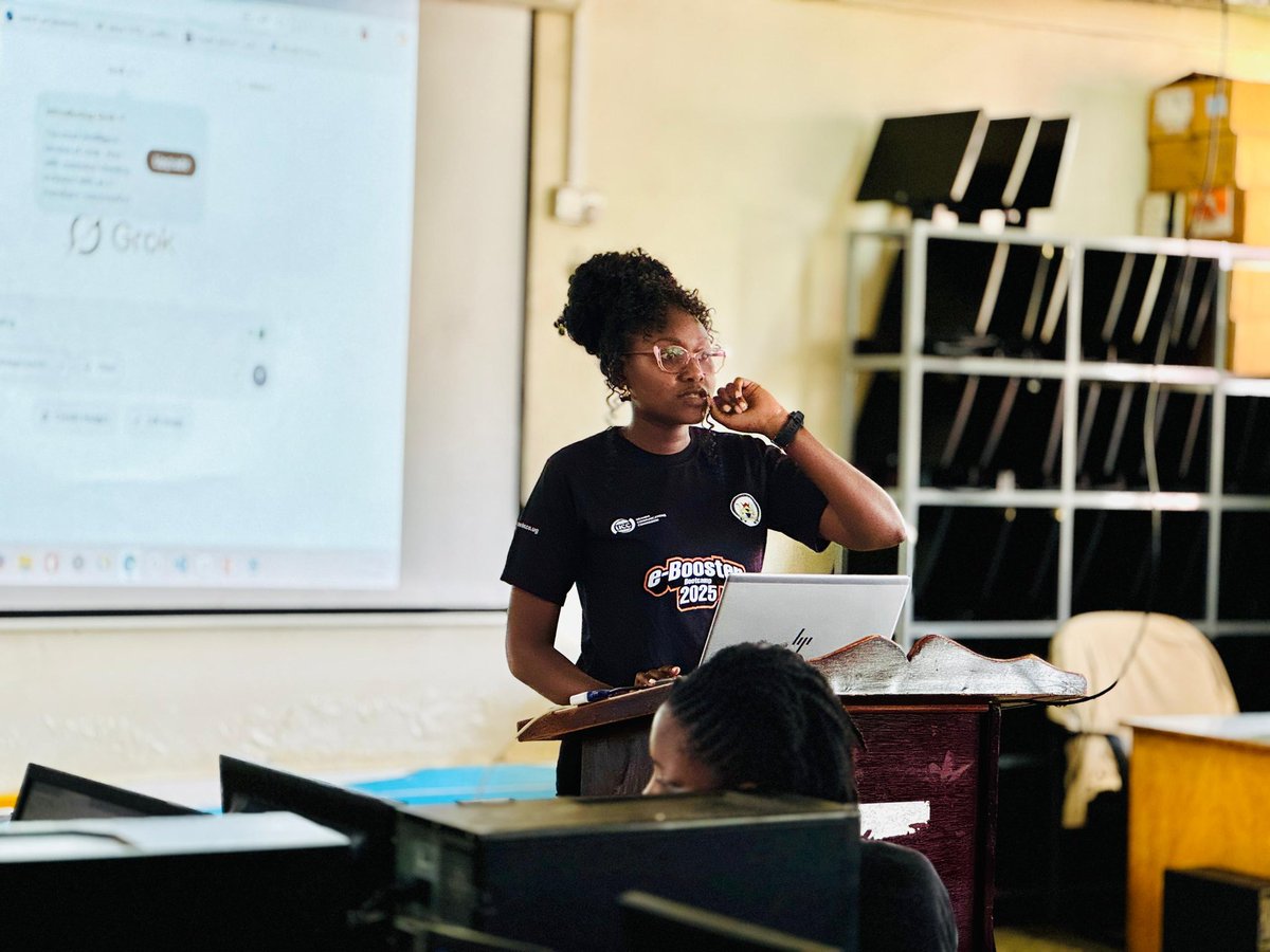 TikoJoy01's tweet image. Explored effective digital communication & collaboration strategies — from email etiquette to using platforms like Google Workspace & Teams.
Empowering participants to connect, share, and work smarter in digital spaces!
#21stCenturySkills #DigitalLiteracy