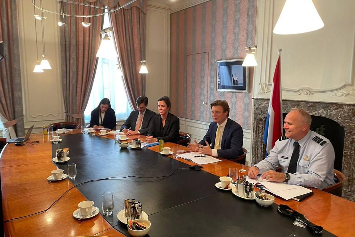 AndySch64494719's tweet image. Die Niederlande sind bereit, einen bedeutenden Beitrag zur Finanzierung von Patriot für die Ukraine zu leisten, — Brekelmans
Das ganze beginnt Fahrt aufzunehmen